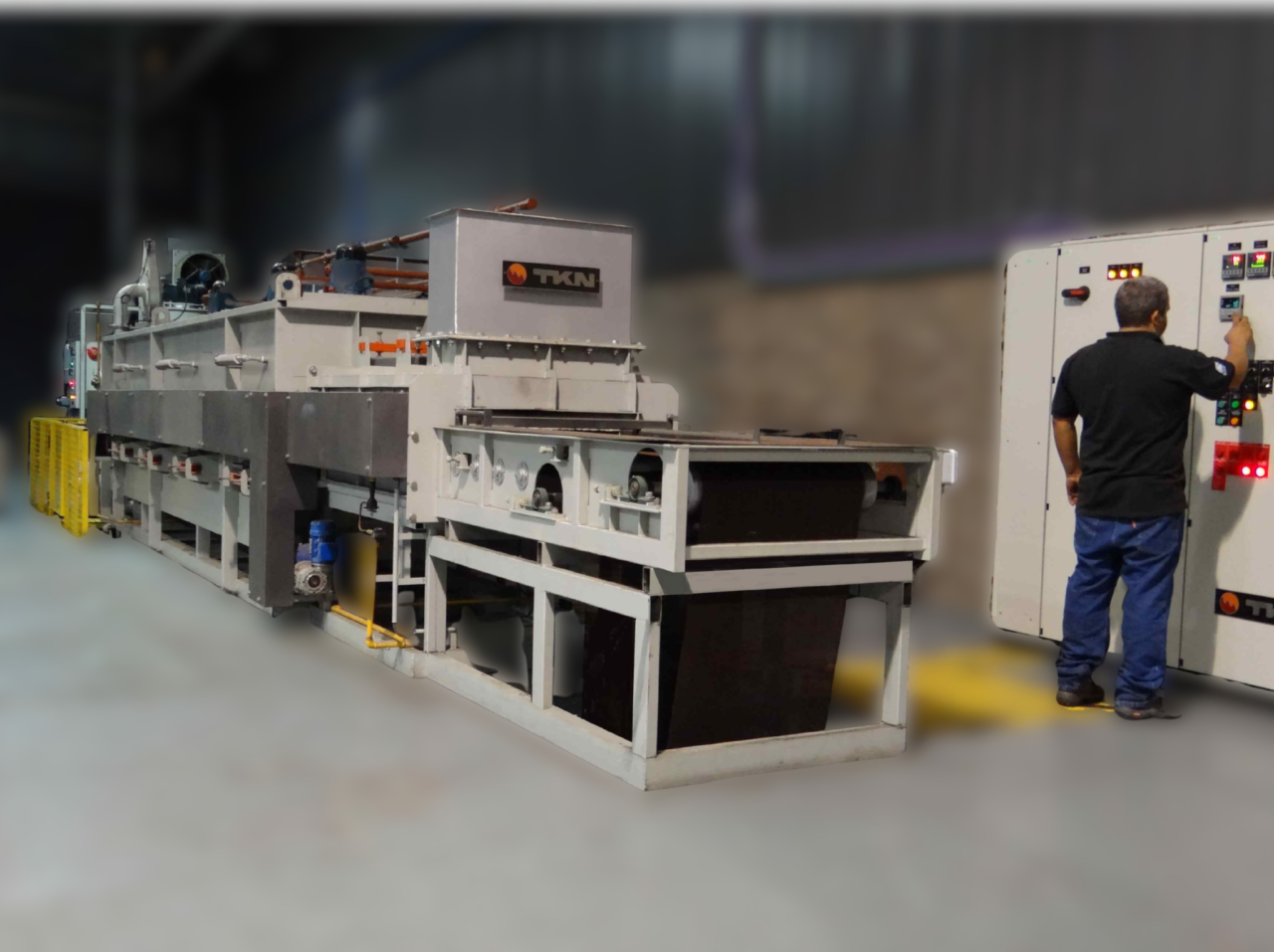 Continuous carburizing mesh belt furnance - Electrically heated